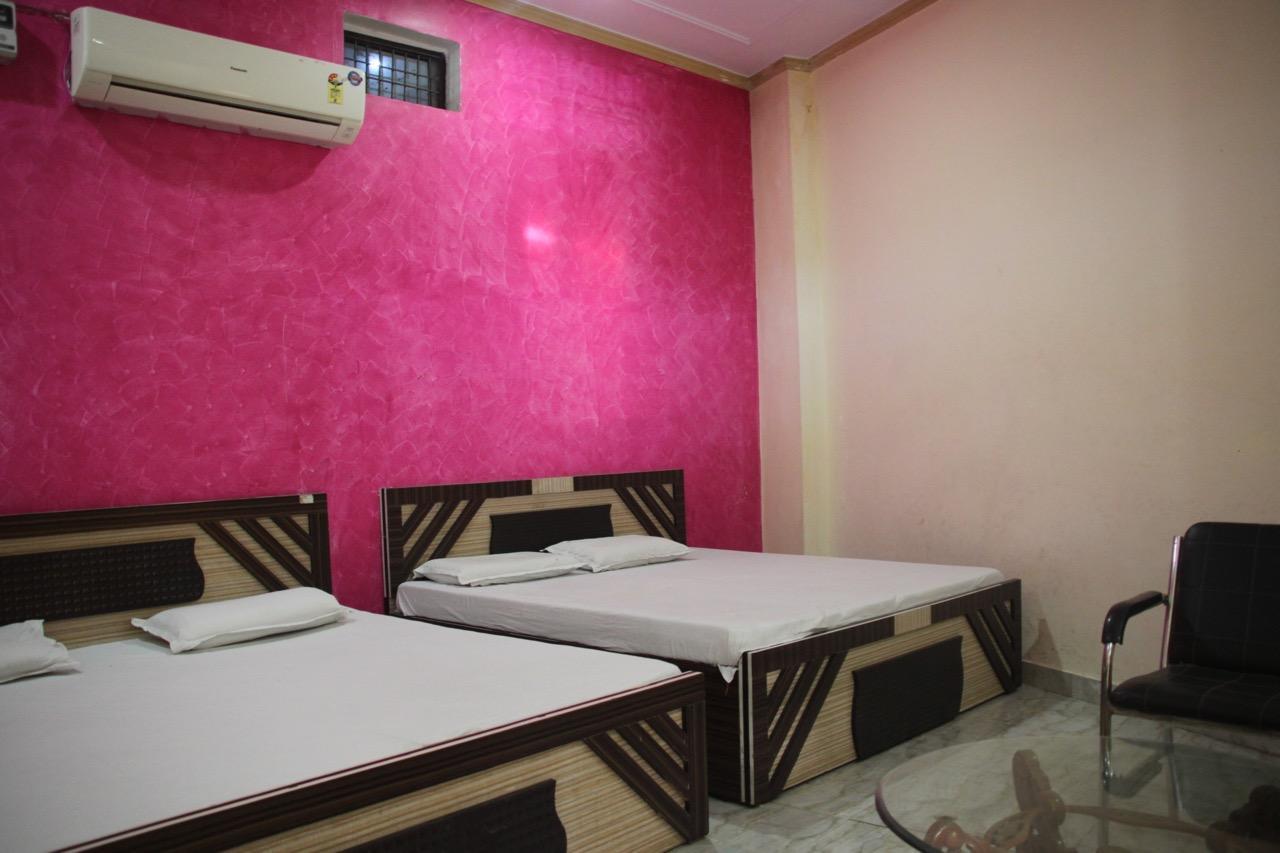 Hotel Vinayak Palace Mathura Exteriér fotografie